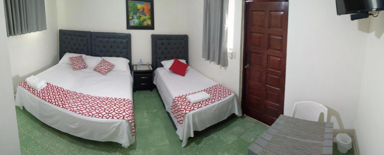 Arboleda Hostal Santo Domingo Luaran gambar