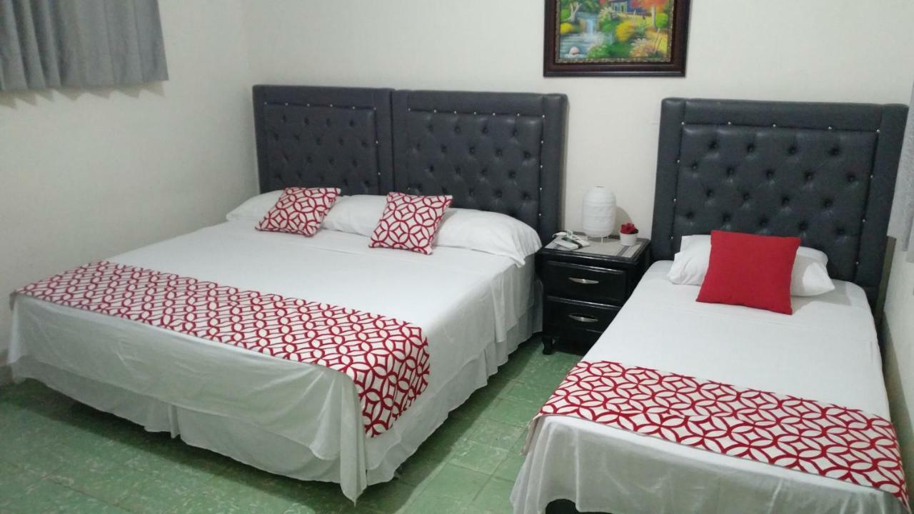 Arboleda Hostal Santo Domingo Luaran gambar