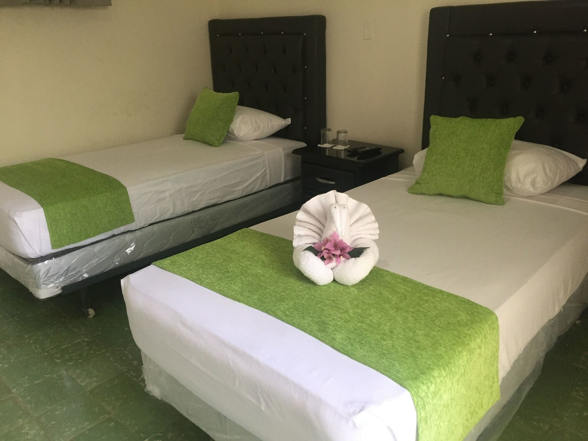 Arboleda Hostal Santo Domingo Luaran gambar