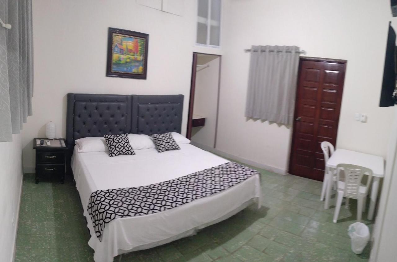 Arboleda Hostal Santo Domingo Luaran gambar